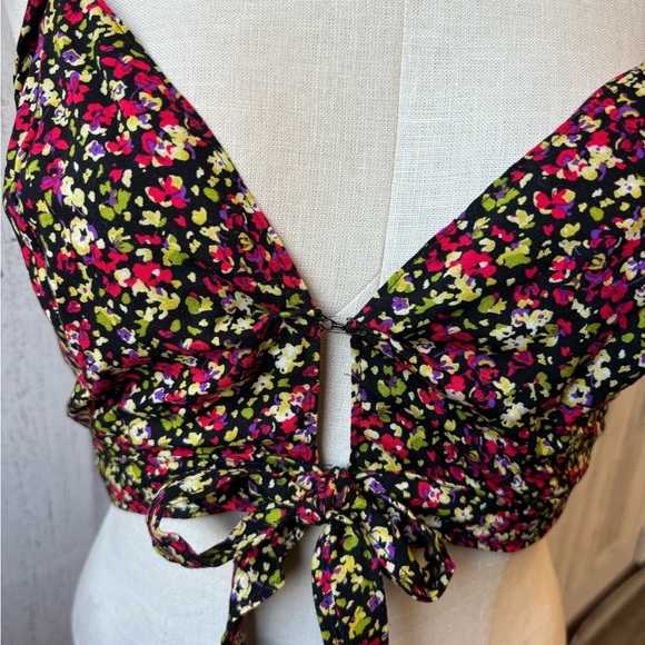 Colorful Print Crop Top - Picture 3 of 6